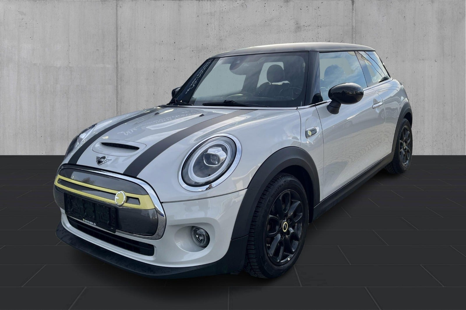 Sort Mini Cooper SE fra 2020