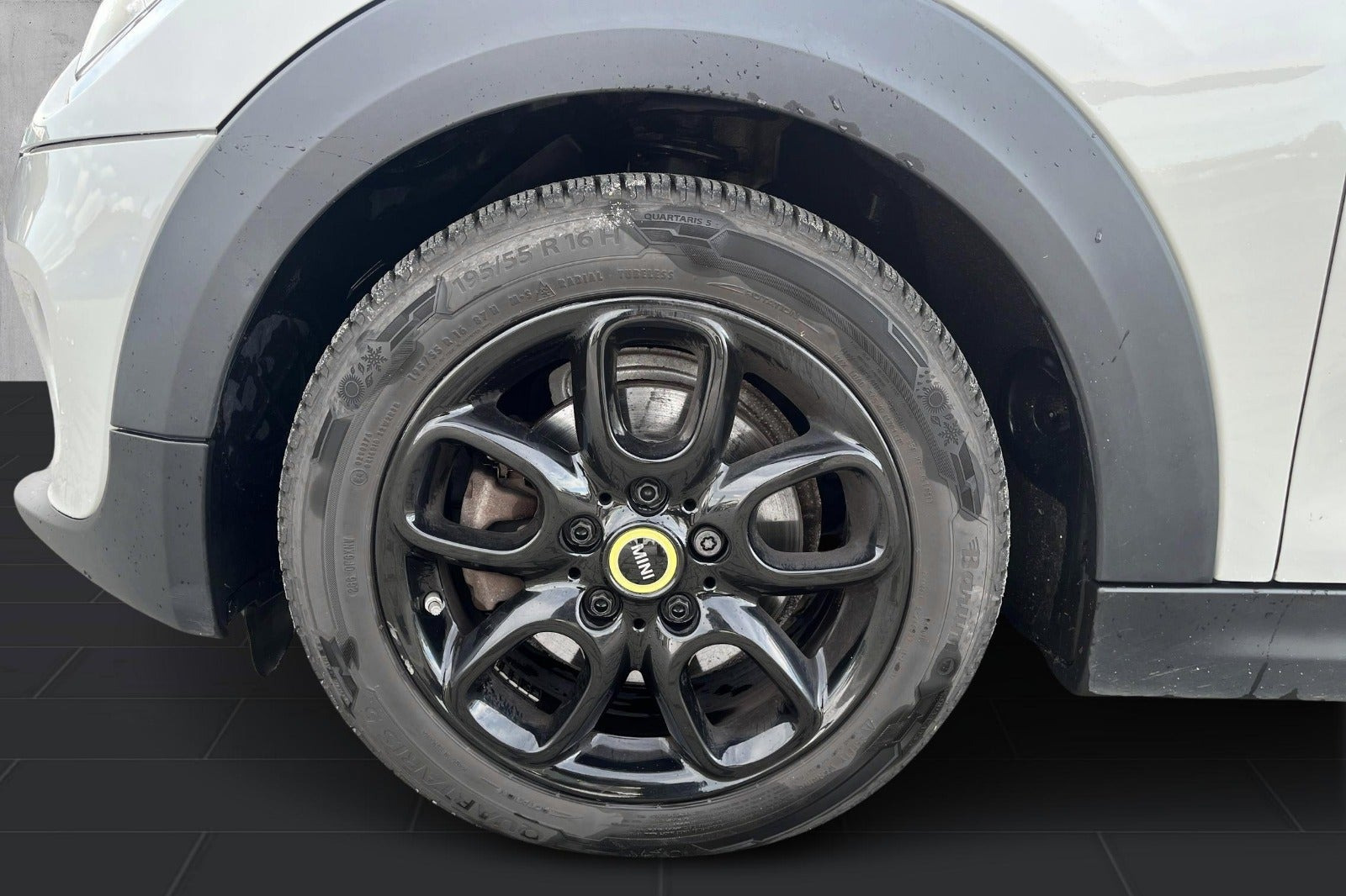 Sort Mini Cooper SE fra 2020