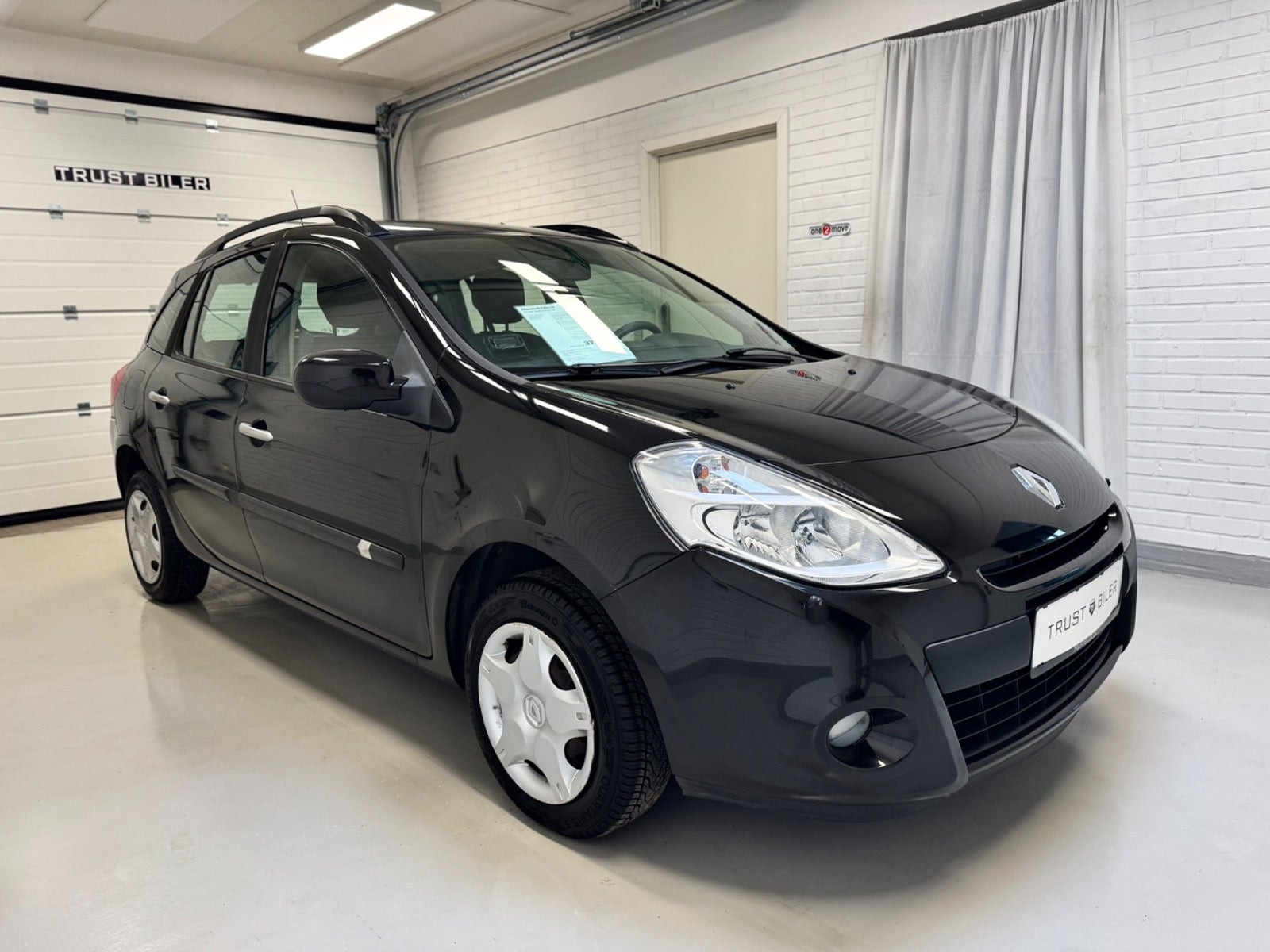 Sort Renault Clio III fra 2011