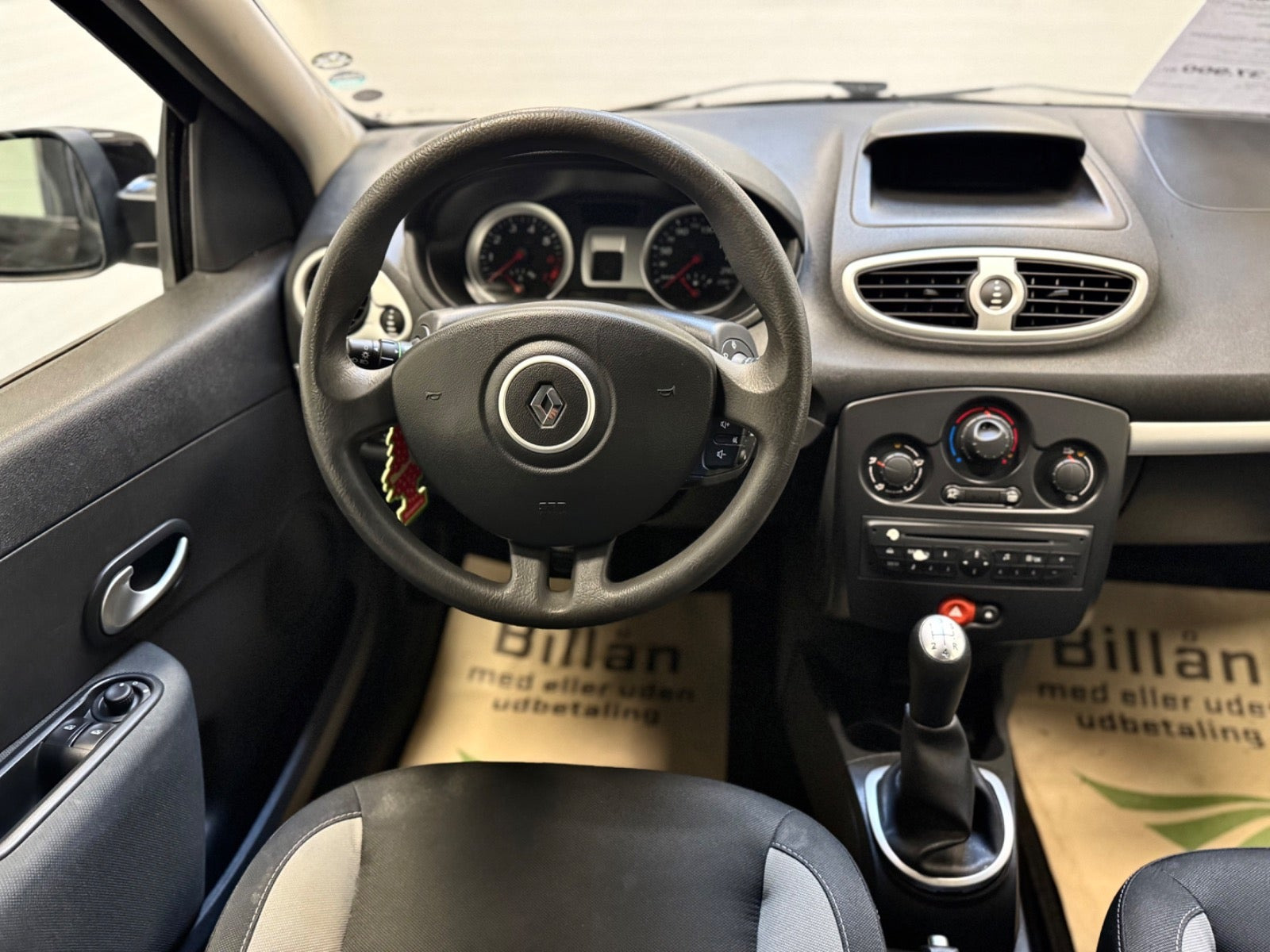 Sort Renault Clio III fra 2011
