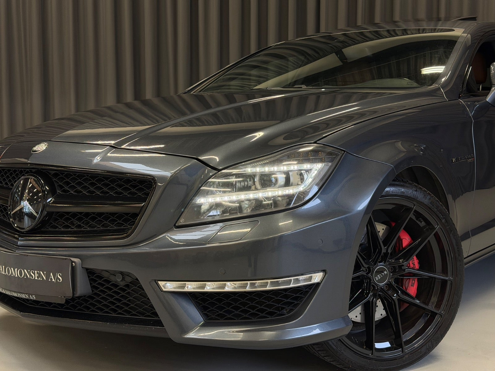 Grå Mercedes CLS63 fra 2014
