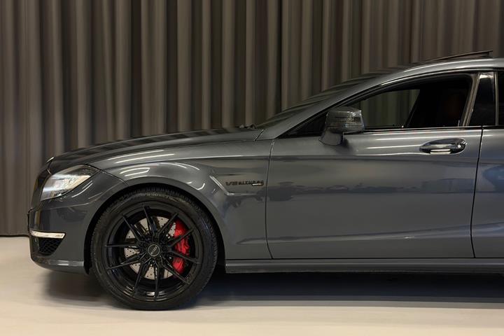 Grå Mercedes CLS63 fra 2014
