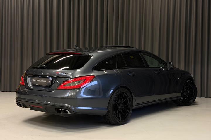 Grå Mercedes CLS63 fra 2014