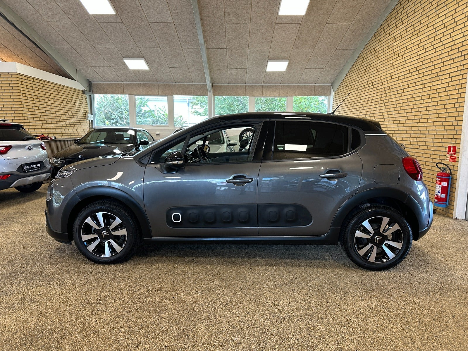 Grå Citroën C3 fra 2020