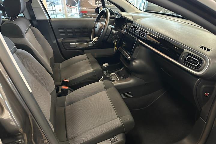 Grå Citroën C3 fra 2020