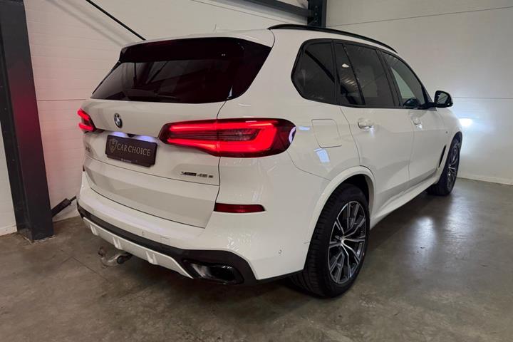 Hvid BMW X5 fra 2020