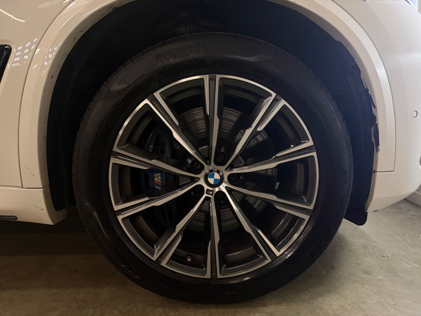 Hvid BMW X5 fra 2020