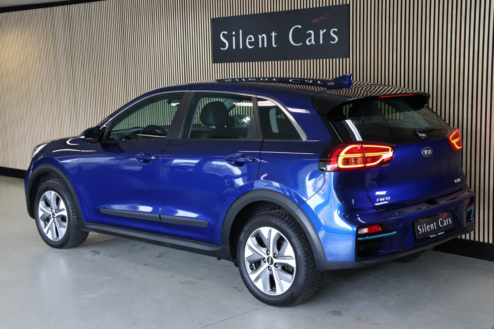 Blå Kia e-Niro fra 2021