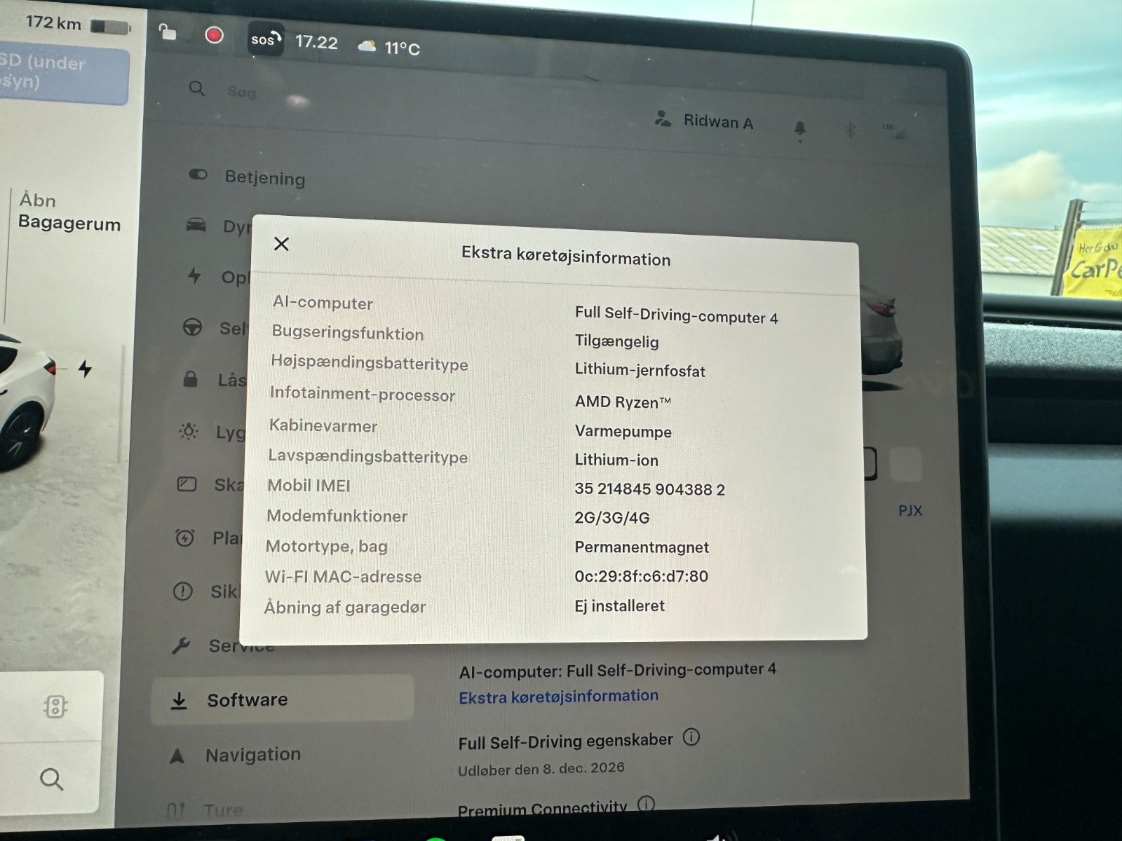 Hvid Tesla Model 3 fra 2026