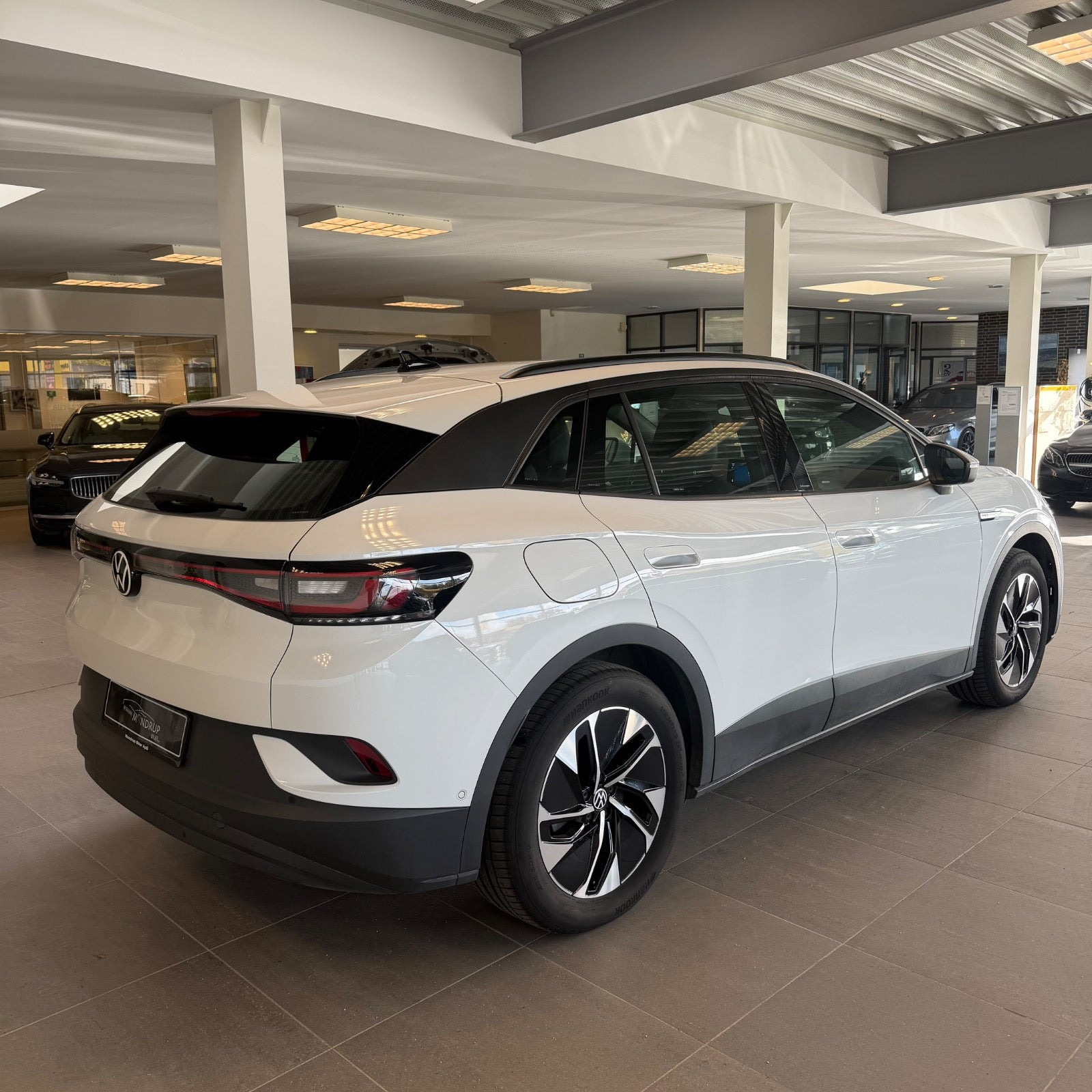Hvid VW ID.4 fra 2023
