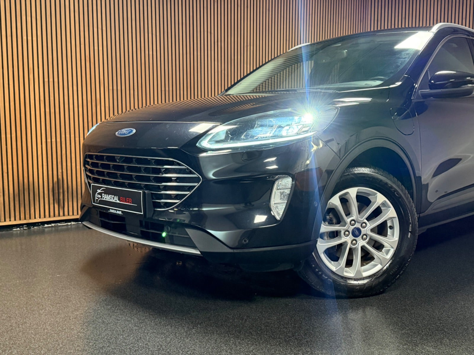 undefined Ford Kuga fra 2022