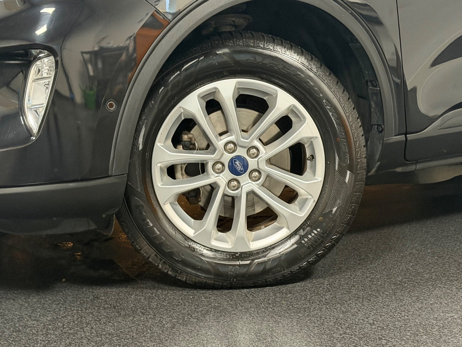 undefined Ford Kuga fra 2022