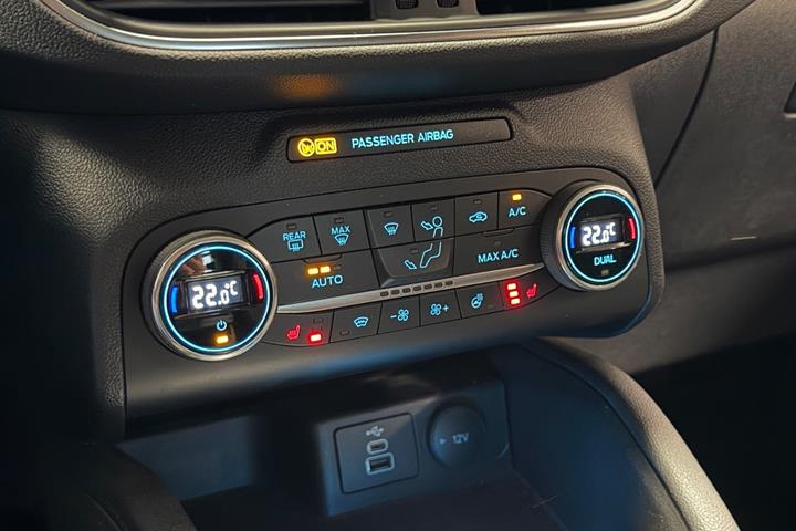 undefined Ford Kuga fra 2022