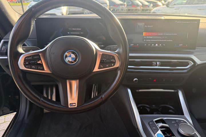 Sort BMW i4 fra 2023