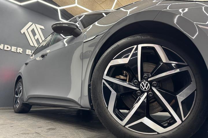 Grå VW ID.3 fra 2023