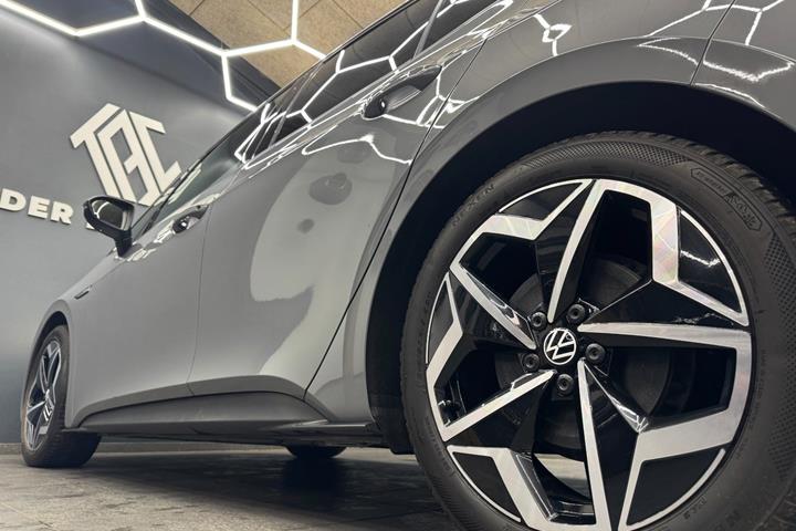 Grå VW ID.3 fra 2023