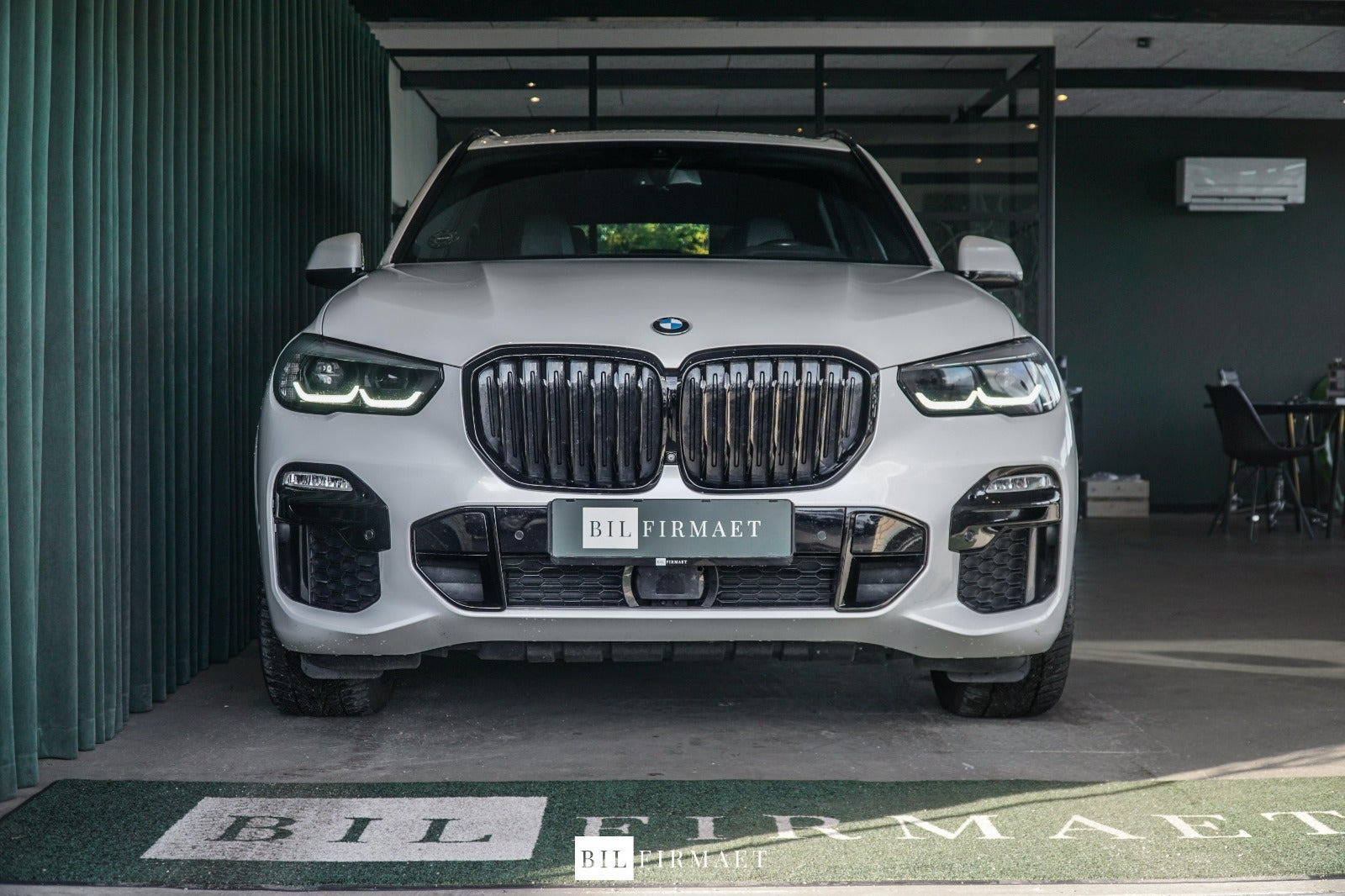 Hvid BMW X5 fra 2020