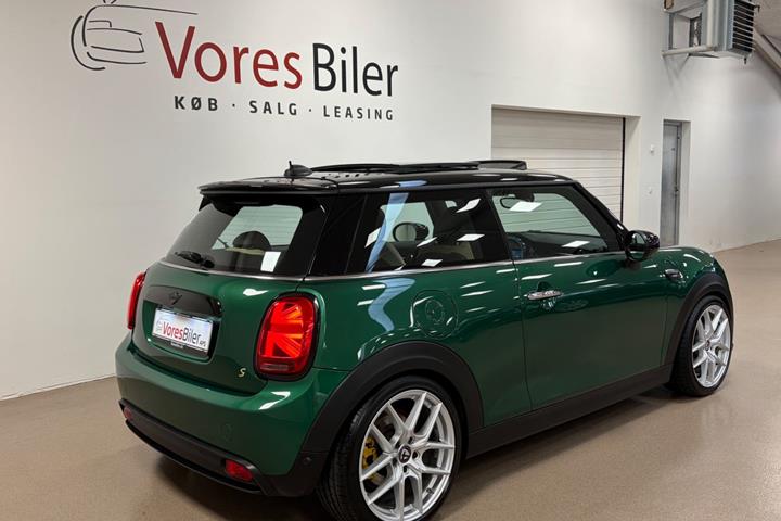 Grøn Mini Cooper SE fra 2022