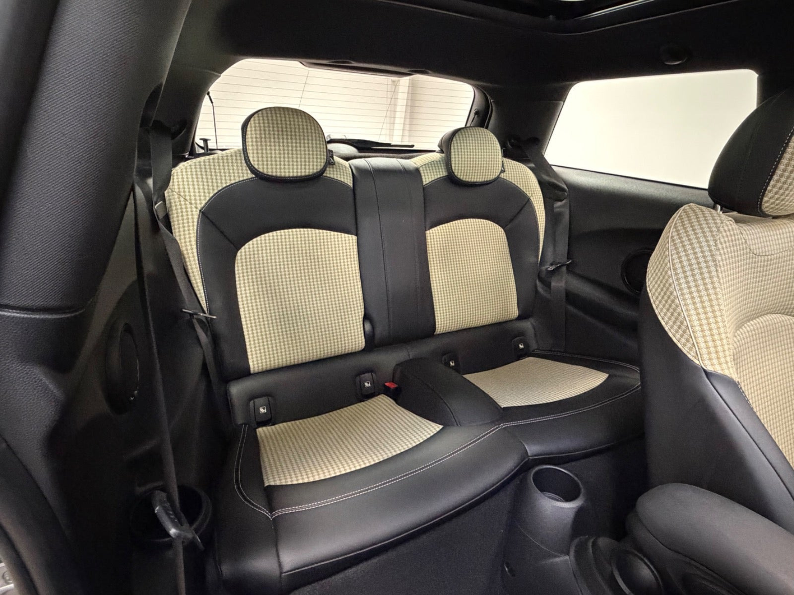 Grøn Mini Cooper SE fra 2022