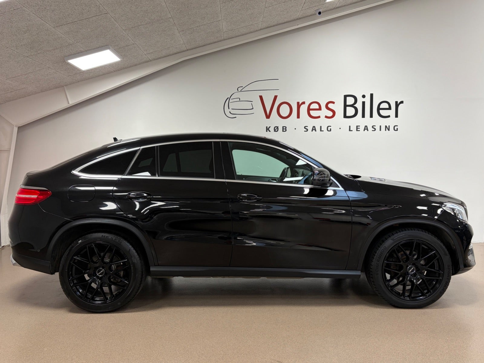 Sort Mercedes GLE350 d fra 2016