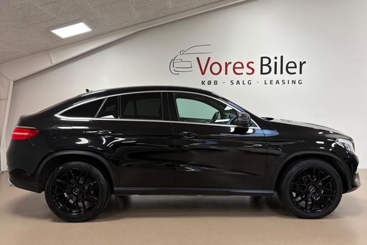 Sort Mercedes GLE350 d fra 2016