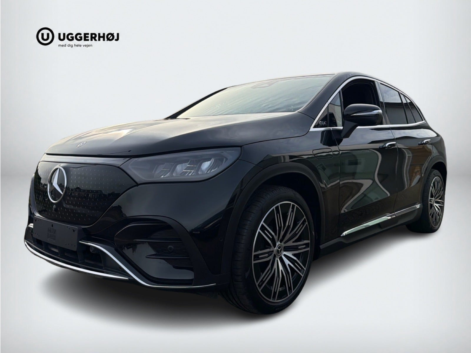 Sort Mercedes EQE350 SUV fra 2024