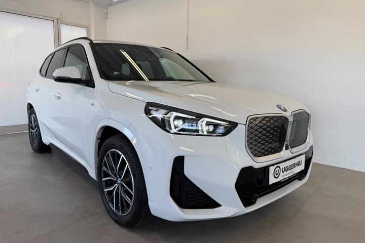 undefined BMW iX1 fra 2025