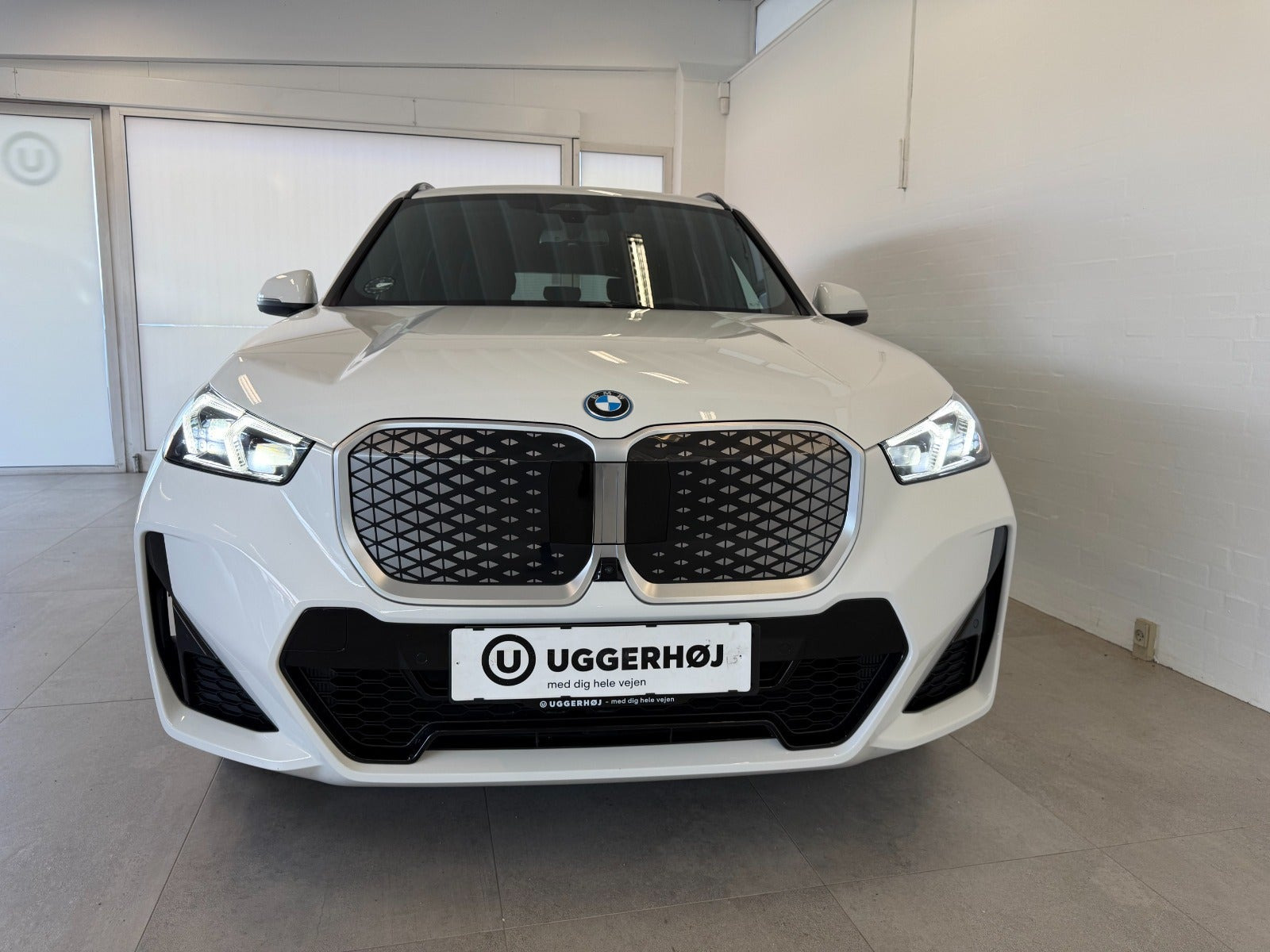 undefined BMW iX1 fra 2025