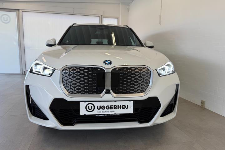 undefined BMW iX1 fra 2025