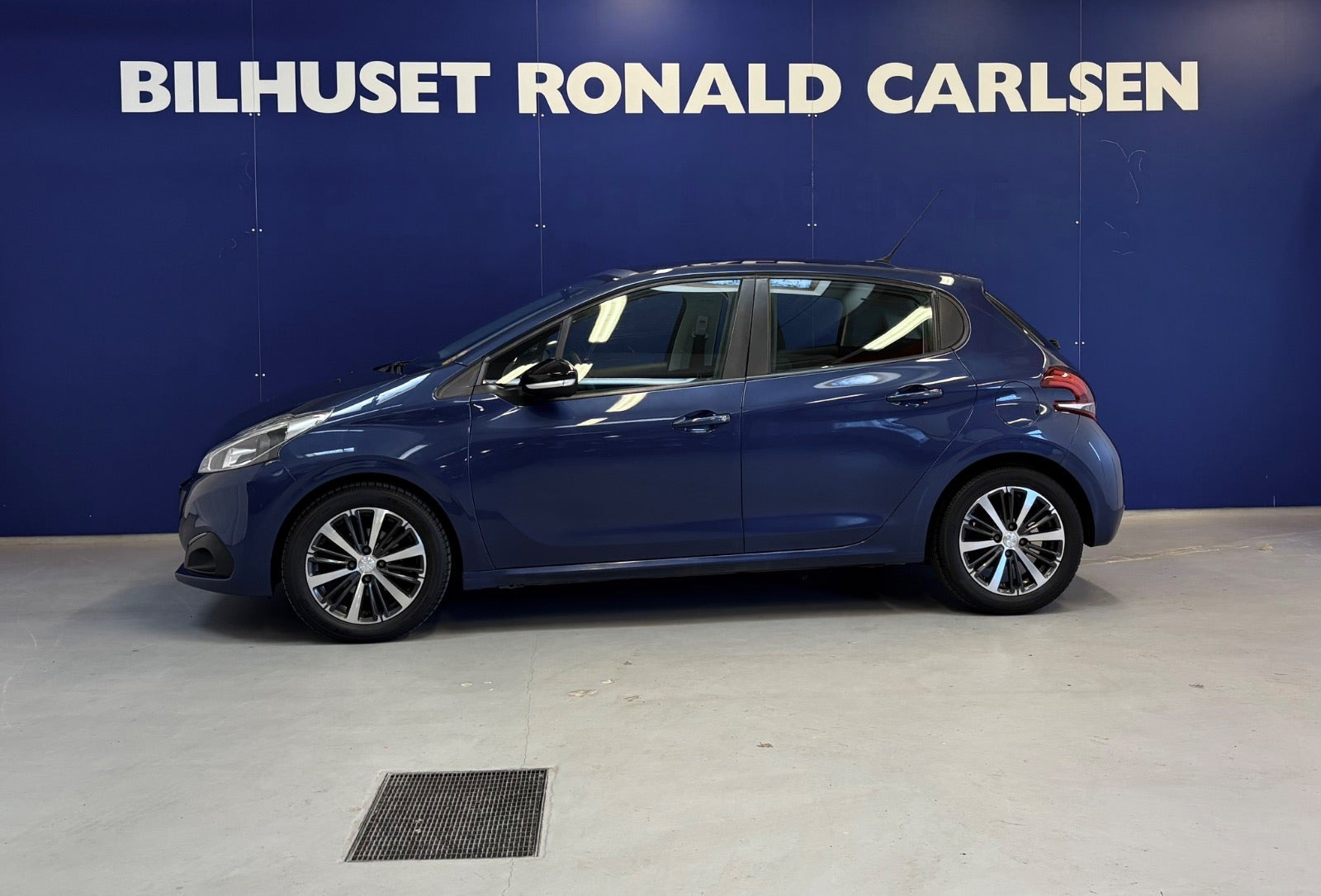 Peugeot 208 1,2 VTi 82 Selection Sky