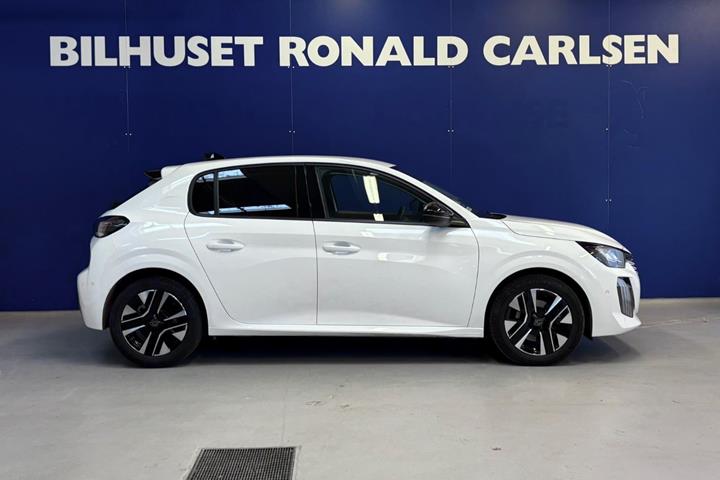 Hvid Peugeot 208 fra 2024