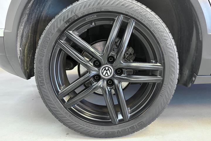 Hvid VW T-Roc fra 2021