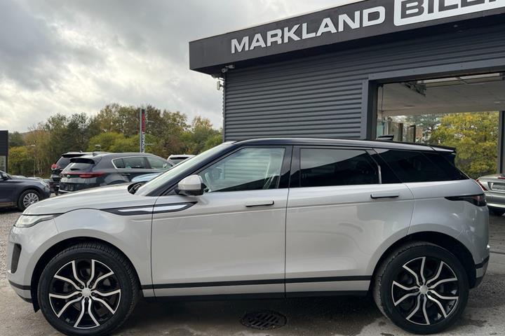 Grå Land Rover Range Rover evoque fra 2020