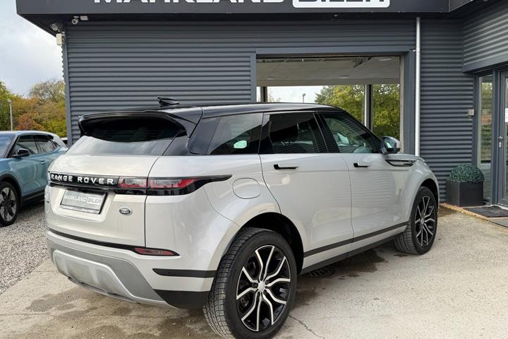Grå Land Rover Range Rover evoque fra 2020
