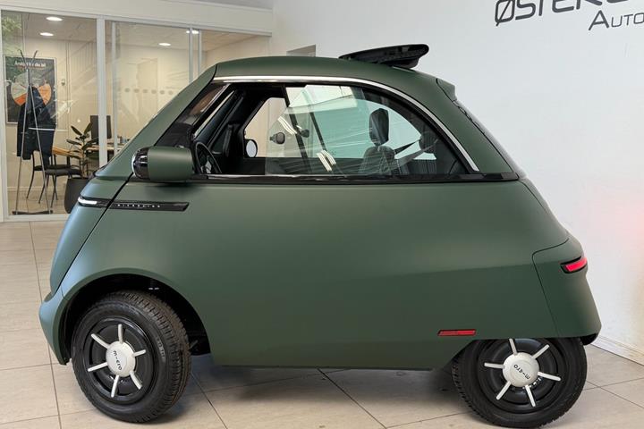 Grøn Micro Microlino fra 2023