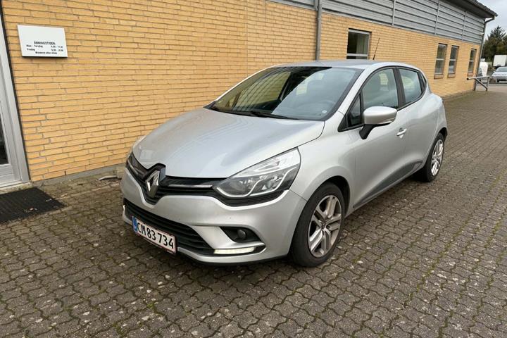 Sølv Renault Clio IV fra 2019