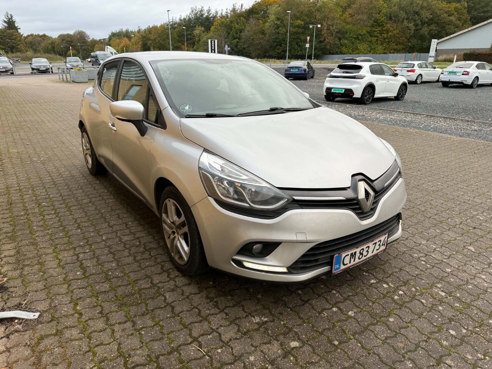 Sølv Renault Clio IV fra 2019