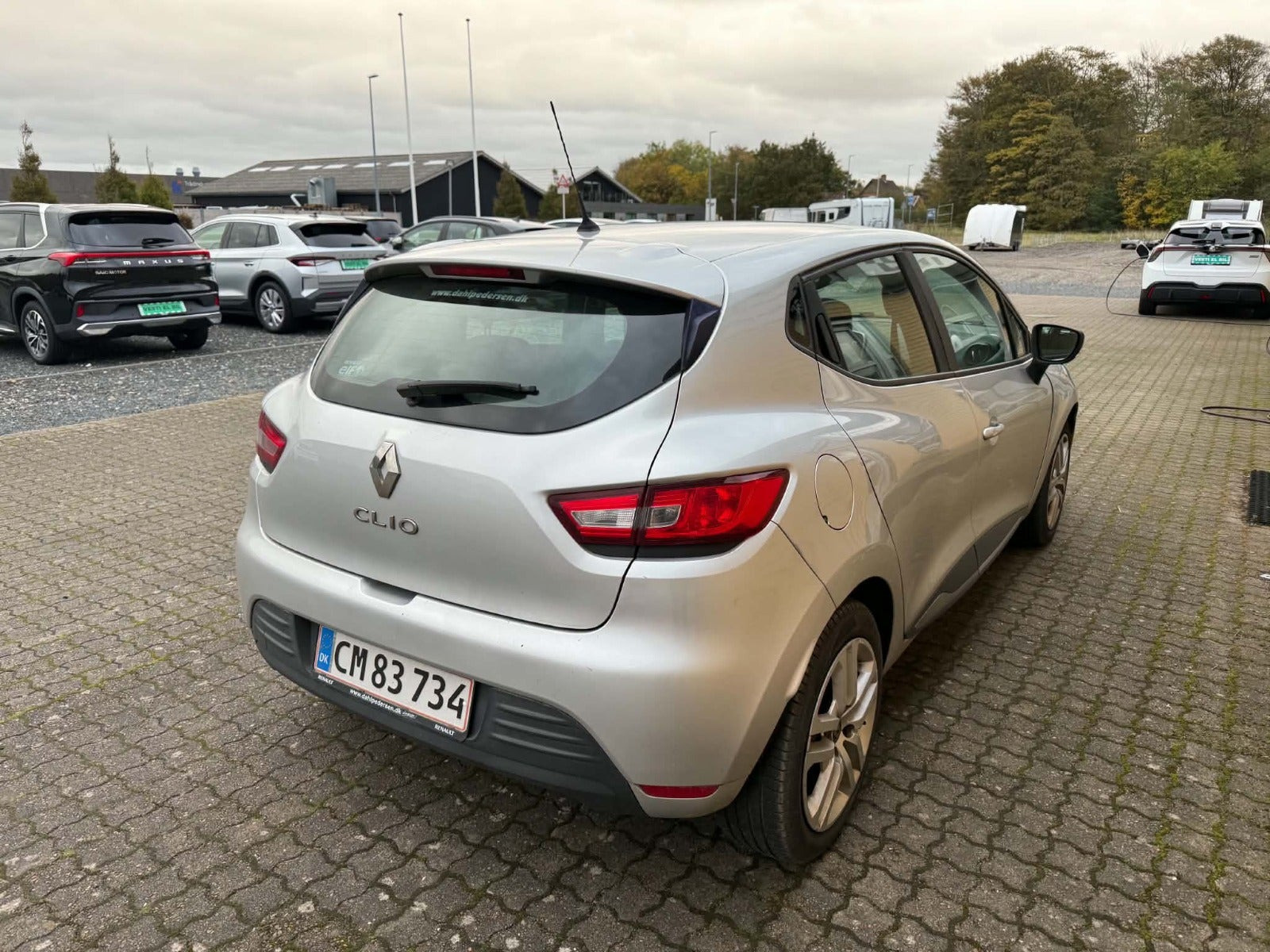 Sølv Renault Clio IV fra 2019