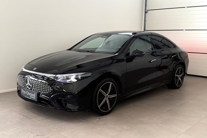 Sort Mercedes CLA250+ fra 2025
