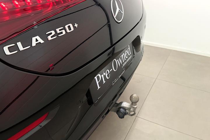 Sort Mercedes CLA250+ fra 2025