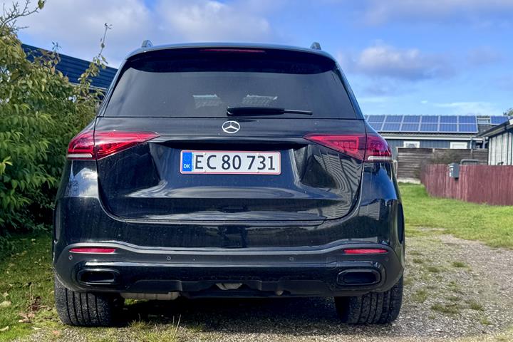 Sort Mercedes GLE fra 2020