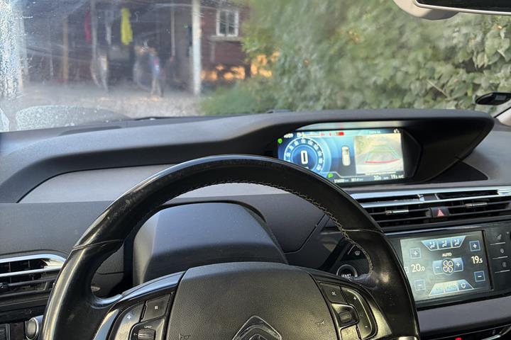 Hvid Citroën Grand C4 Picasso fra 2014