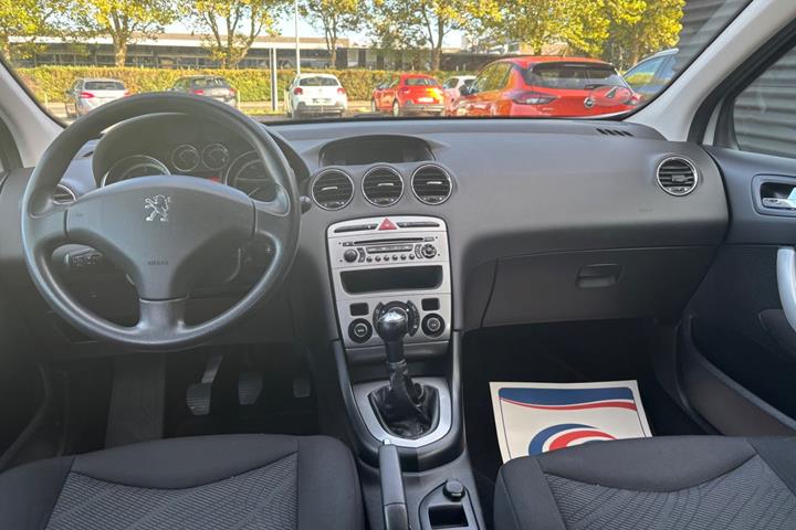 undefined Peugeot 308 fra 2011