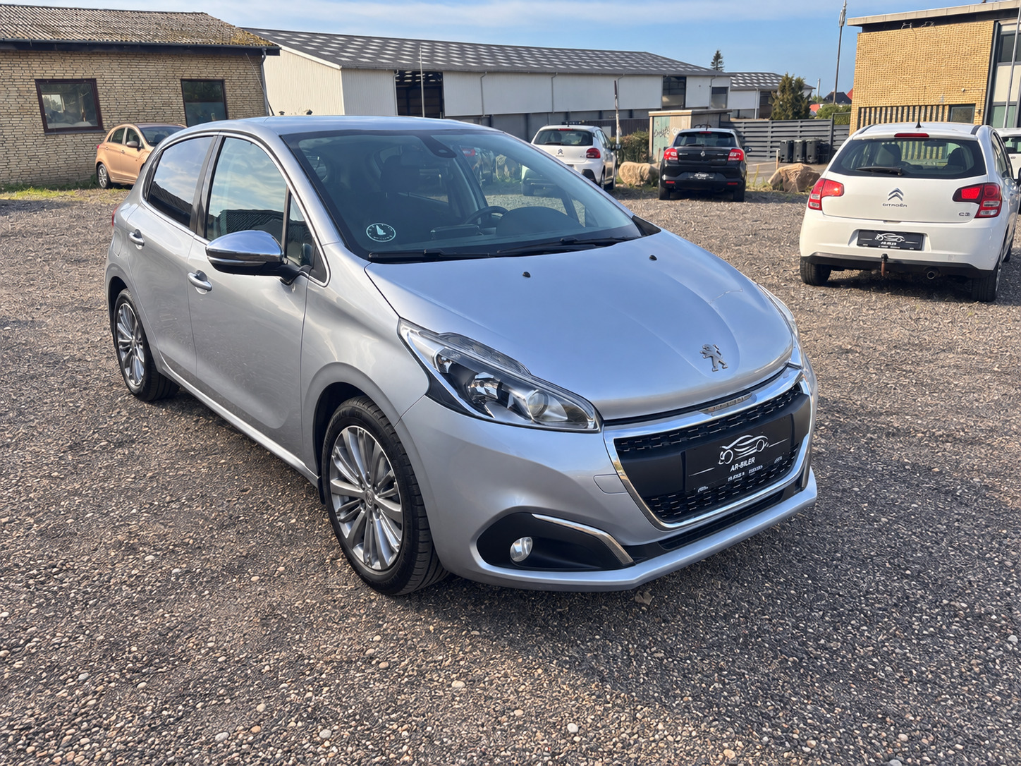 undefined Peugeot 208 fra 2016
