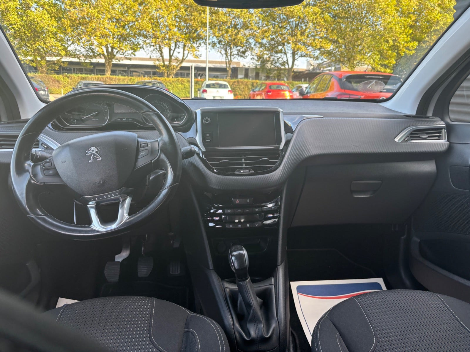 undefined Peugeot 208 fra 2016