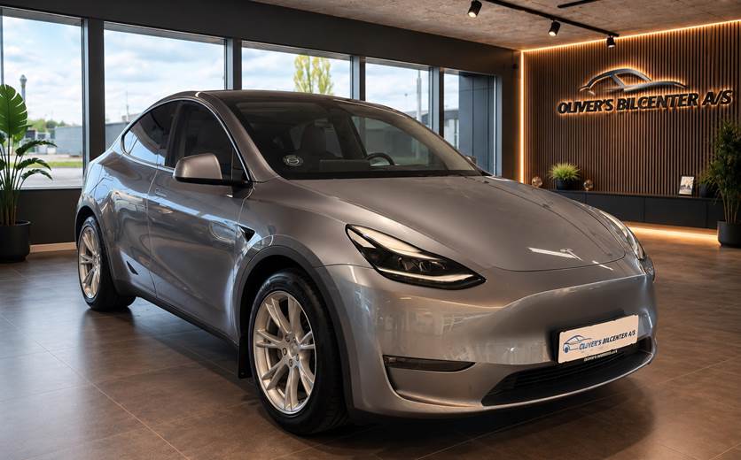 Tesla Model Y Long Range AWD