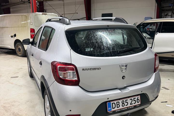undefined Dacia Sandero Stepway fra 2015