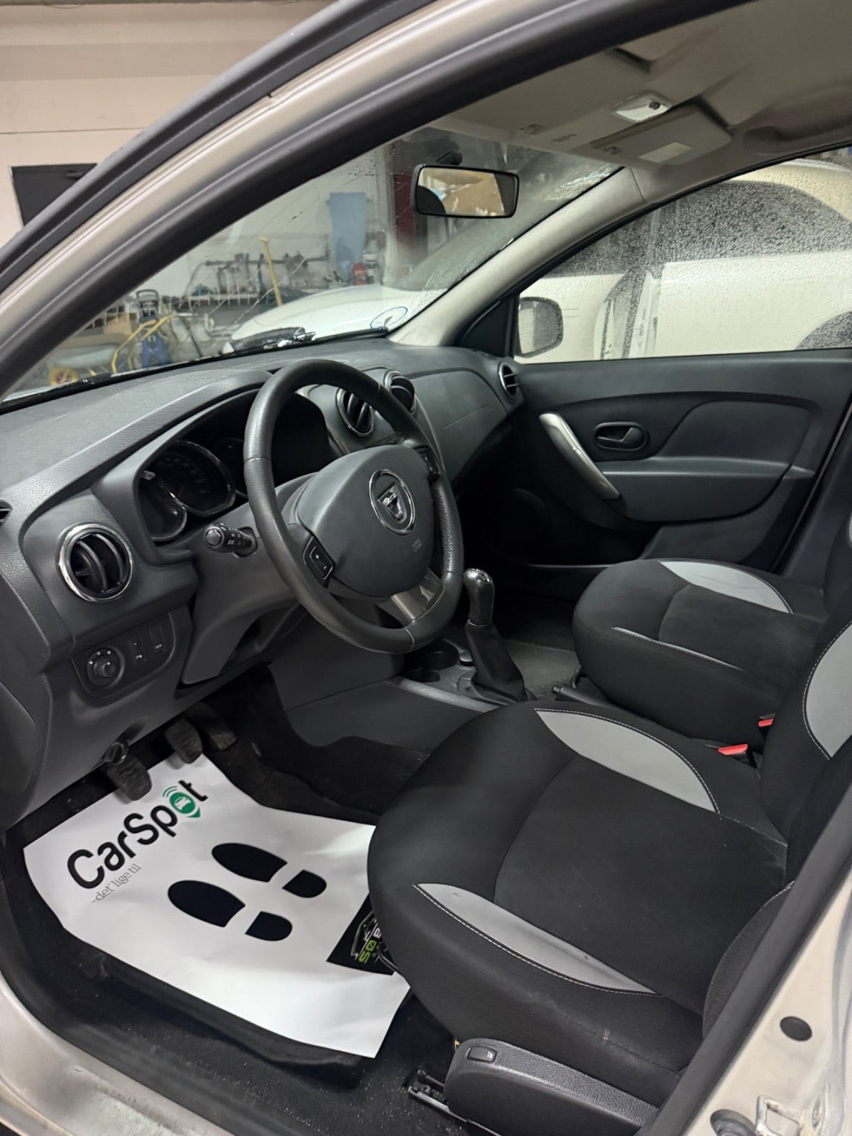 undefined Dacia Sandero Stepway fra 2015