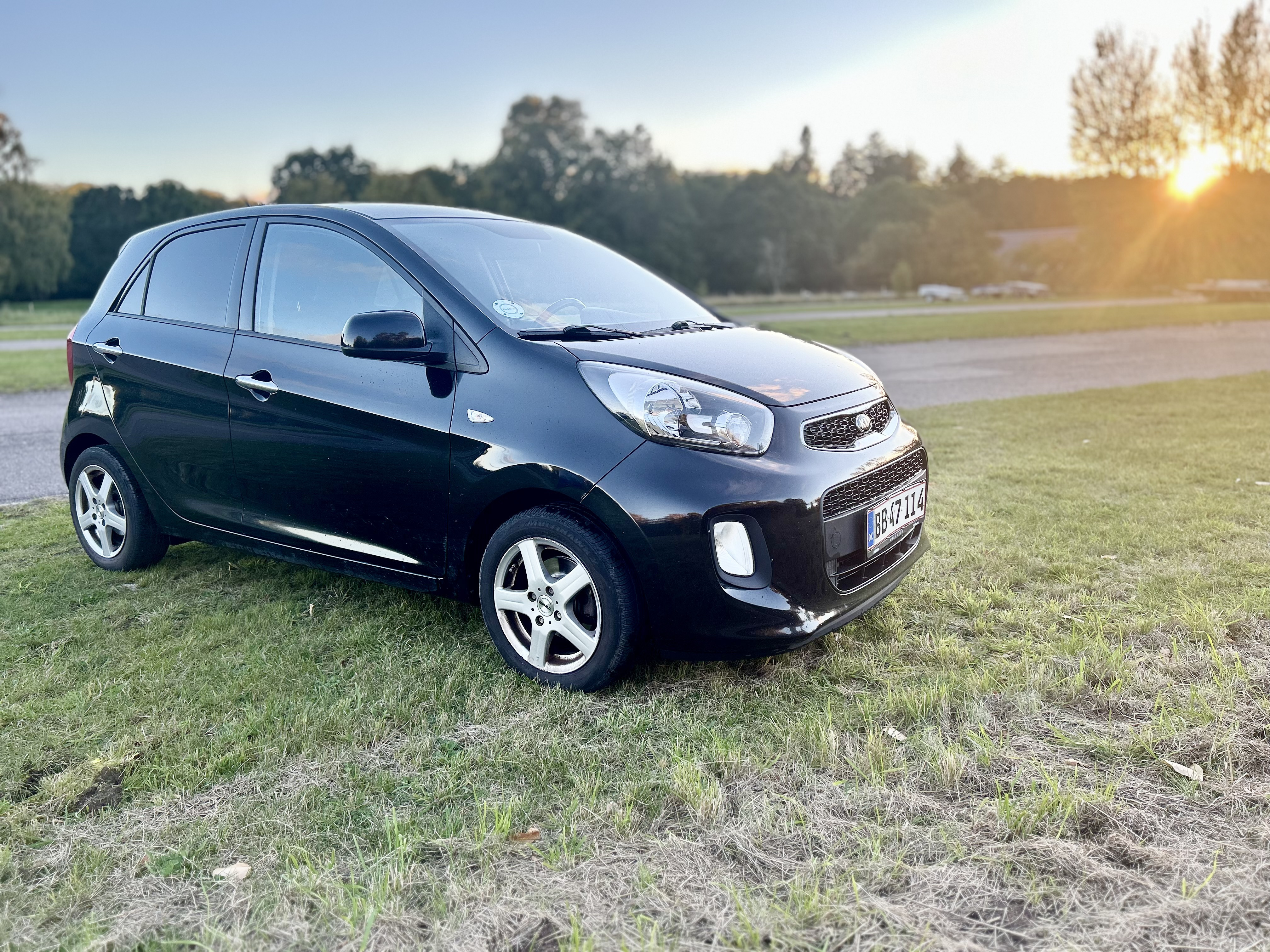 Sort Kia Picanto fra 2016