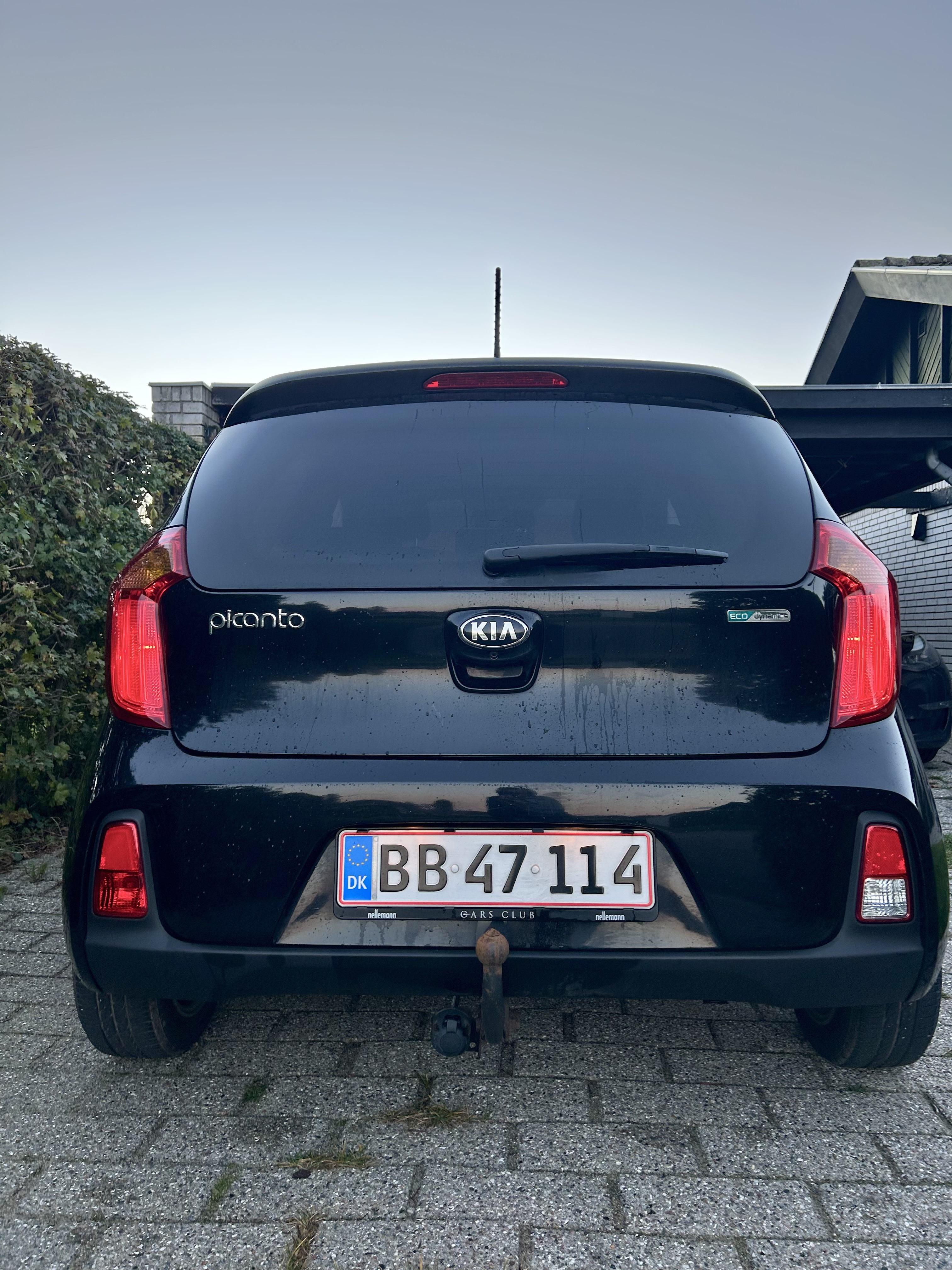 Sort Kia Picanto fra 2016